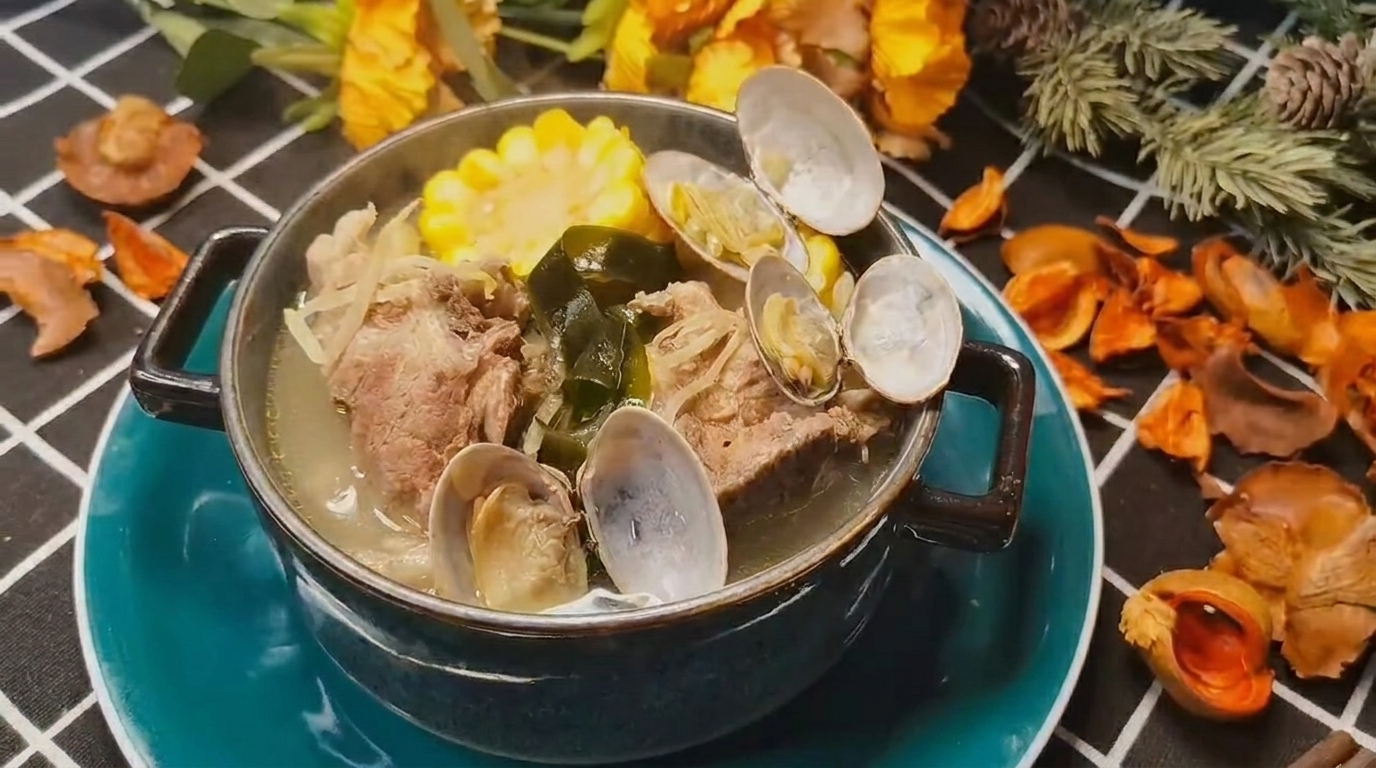 돼지갈비 바지락 다시마국