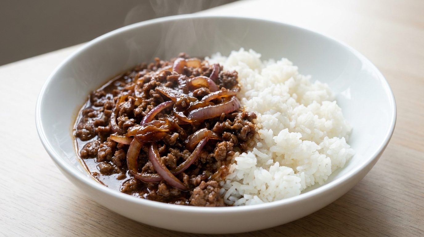 감칠맛 가득한 다진 소고기 양파 덮밥