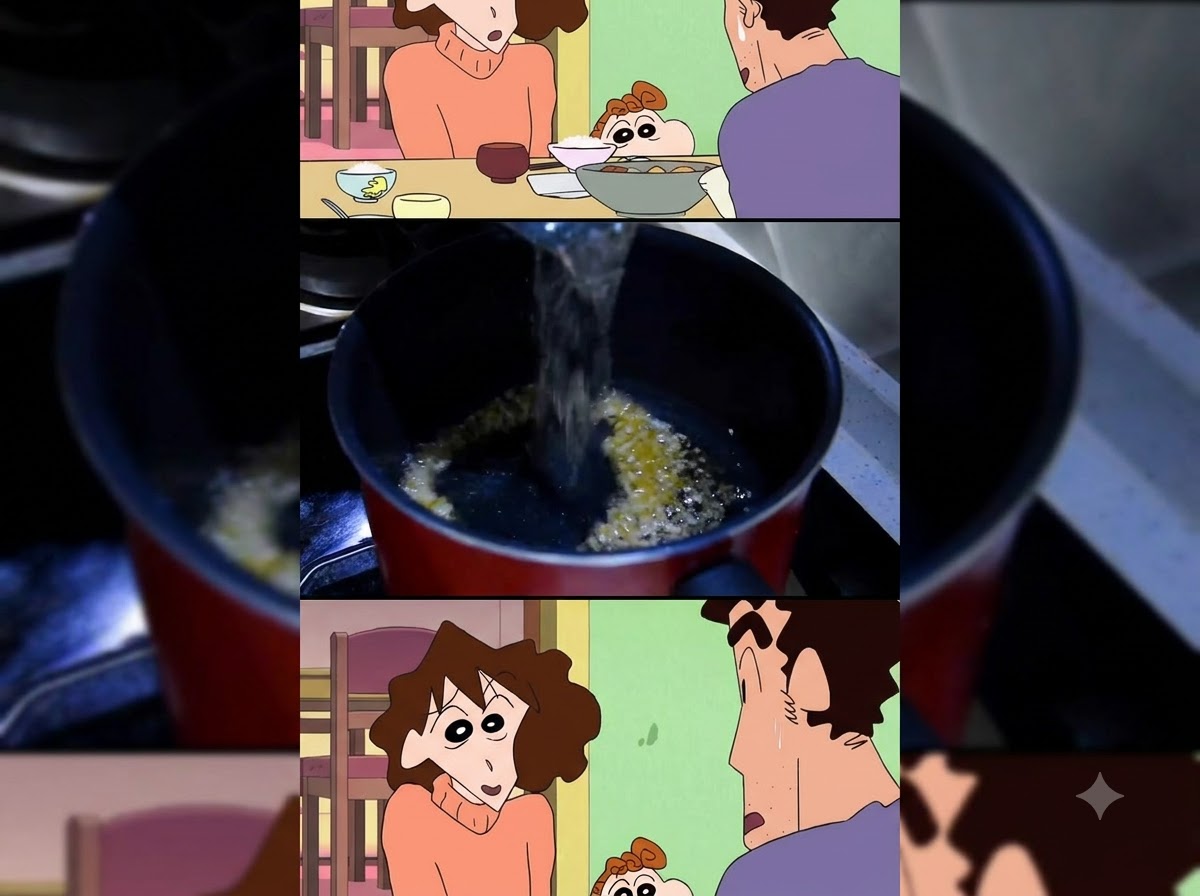 피처에 담긴 맑은 물이 볶아진 향채소가 담긴 붉은 조리 냄비 안으로 부어지는 모습.